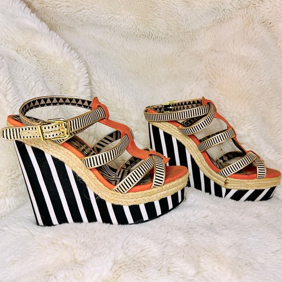 ✨🍊 Fun + Funky Striped Jessica Simpson Wedge Heels 🍊✨ - Picture 2 of 6